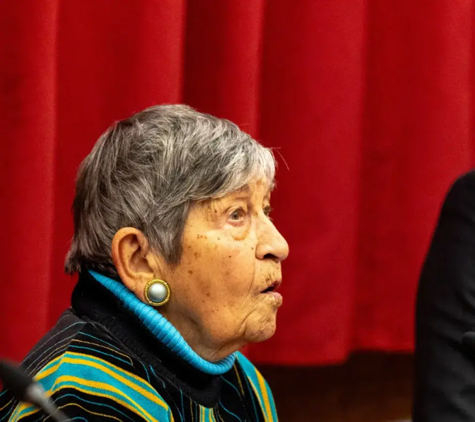 conférence sur le travail de mémoire avec Nicolas Warembourg, directeur du Département des licences de l’École de droit de la Sorbonne, André Panczer, président du Conseil national pour la mémoire des enfants juifs déportés et Madame Ginette Kolinka, rescapée du camp de concentration d’Auschwitz.